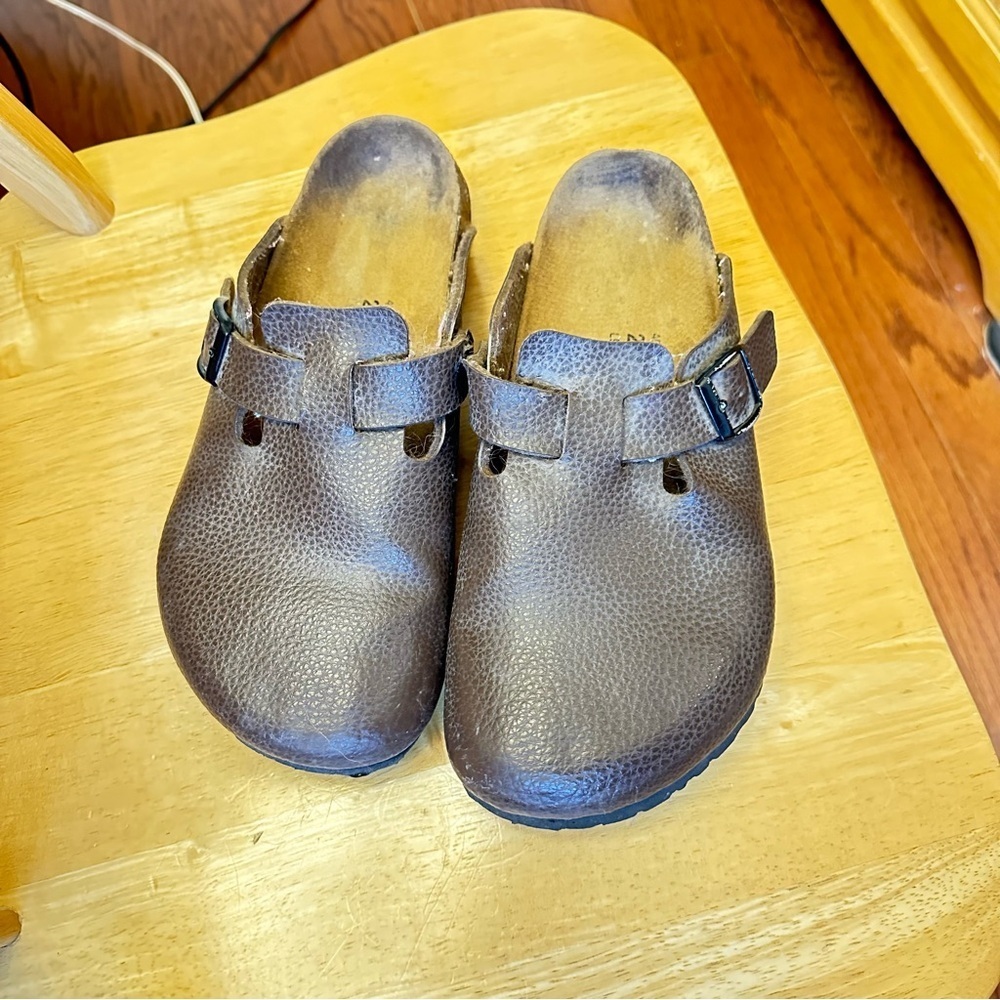 Birkenstock Boston Women's Size 9 Leather Buckle Clasp